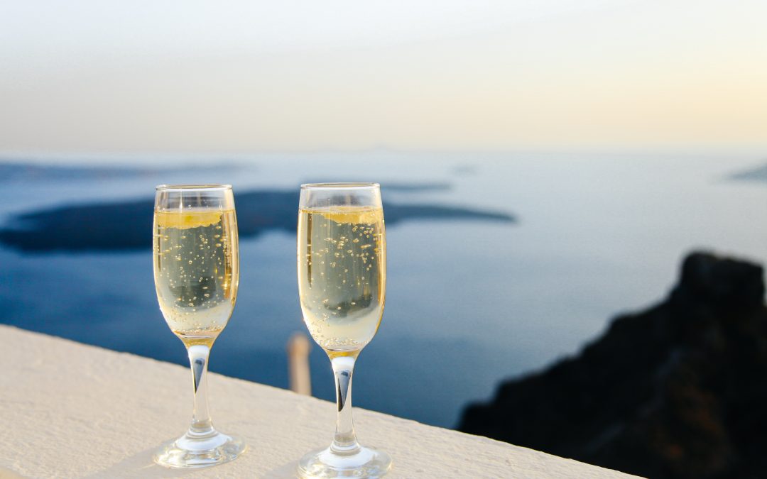 Tag en pause fra hverdagen med et glas champagne